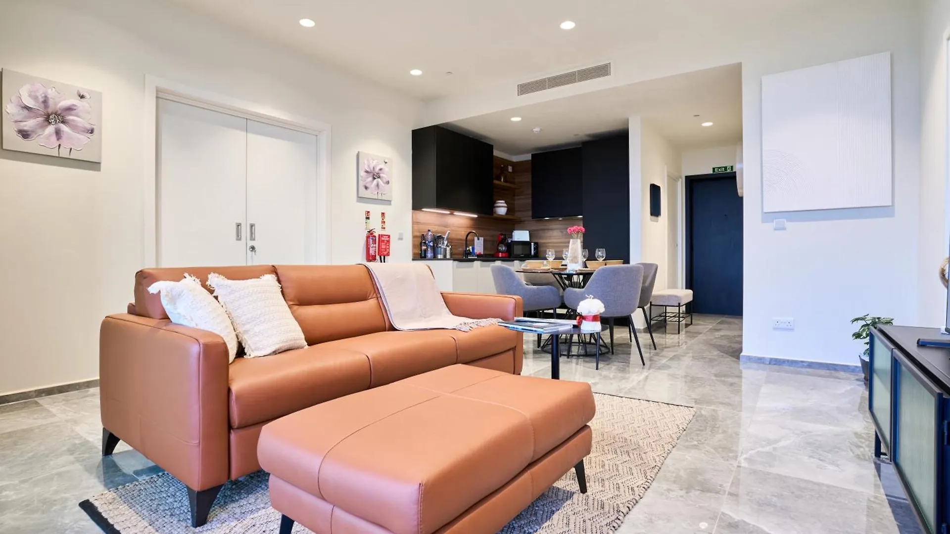 Stunning Seaview Mercury Tower Apartments - Luxurious Twin Units Saint Julian's
