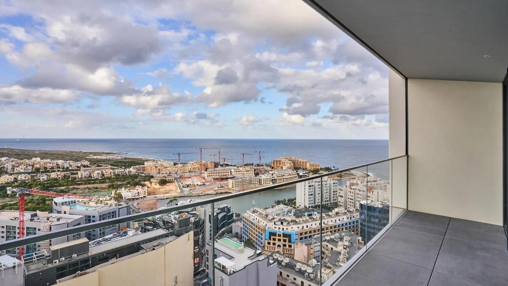 Stunning Seaview Mercury Tower Apartments - Luxurious Twin Units Saint Julian's