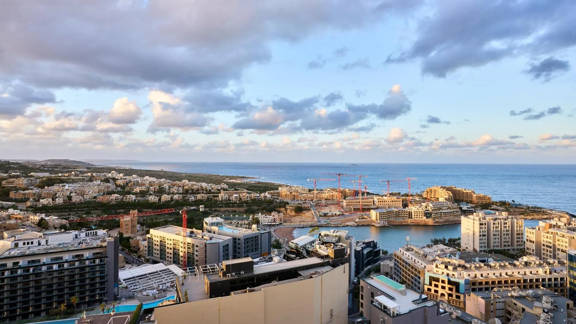 Stunning Seaview Mercury Tower Apartments - Luxurious Twin Units Saint Julian's Malta