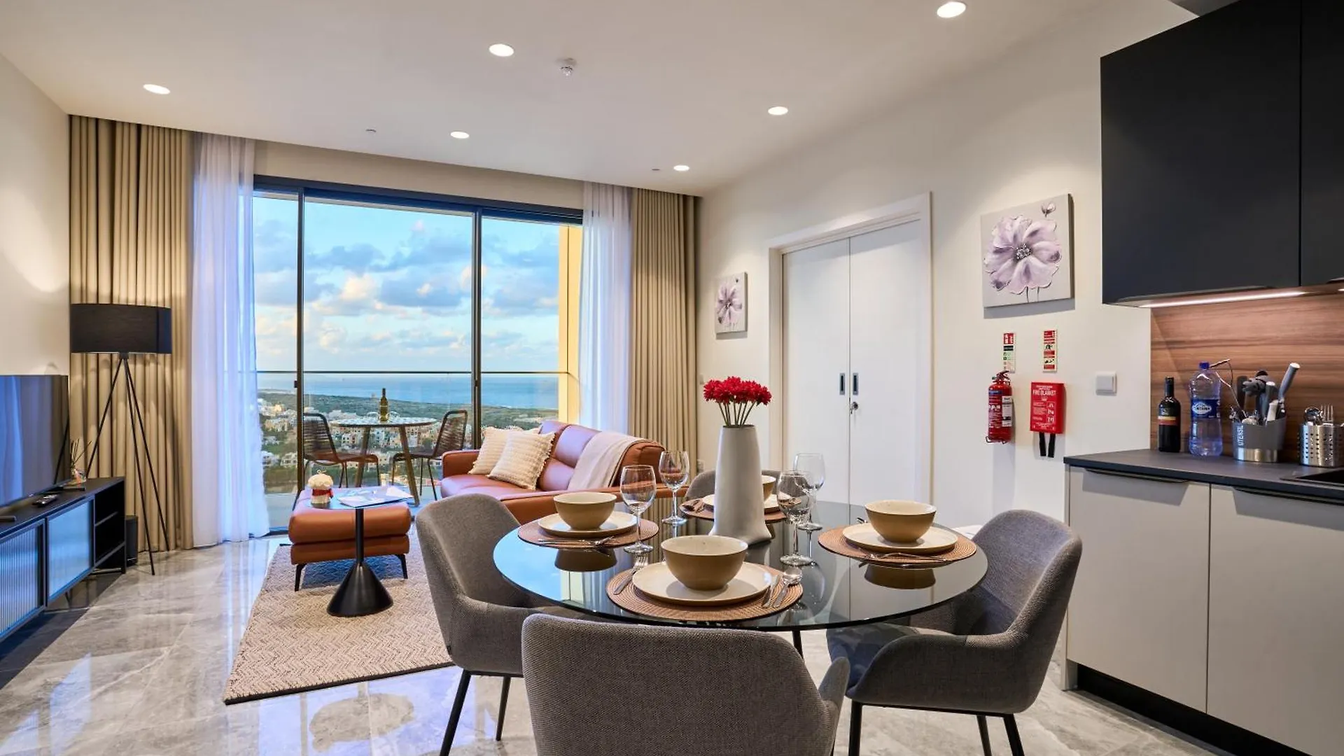 Stunning Seaview Mercury Tower Apartments - Luxurious Twin Units Saint Julian's