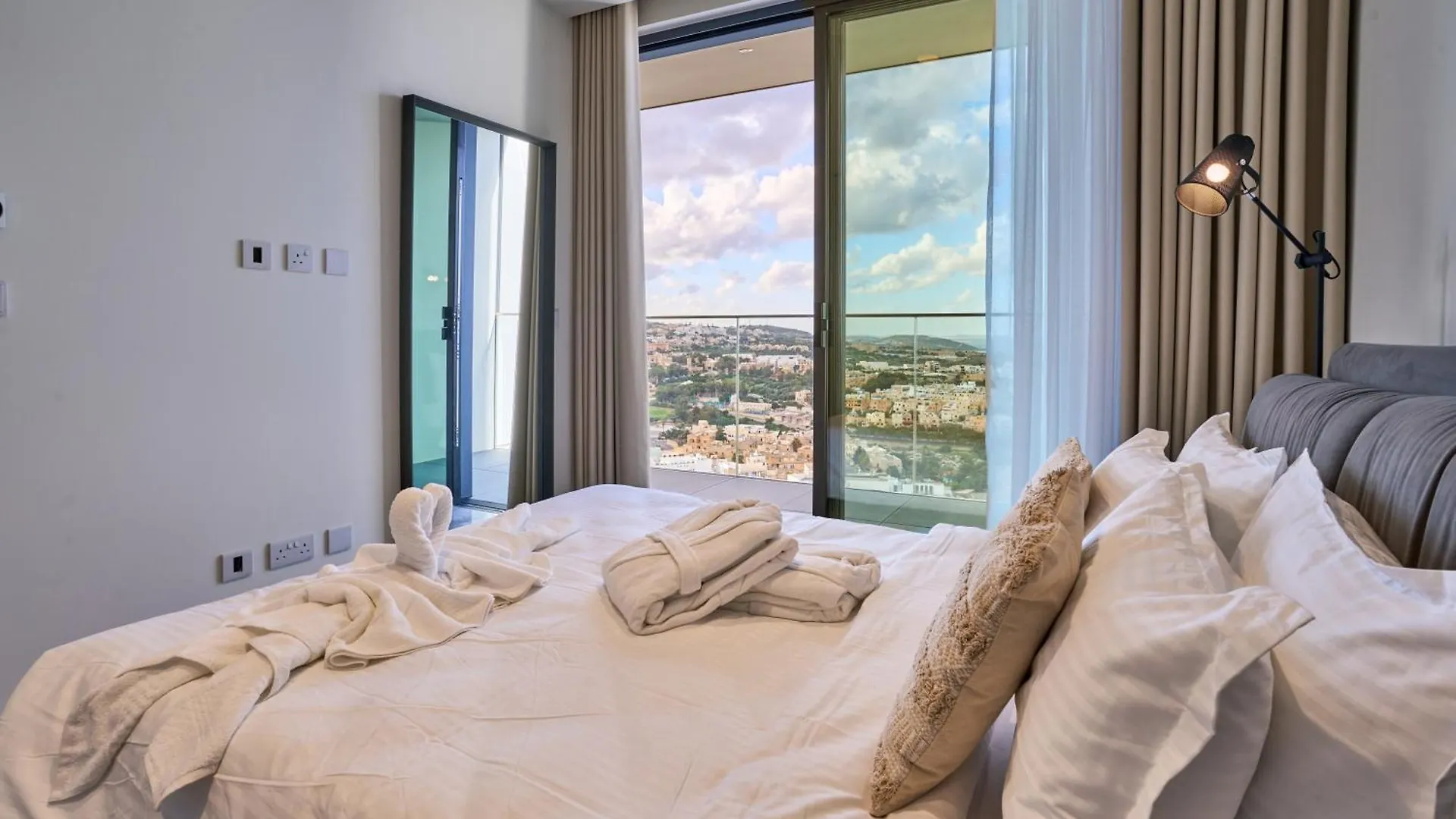 Stunning Seaview Mercury Tower Apartments - Luxurious Twin Units Saint Julian's 0*,